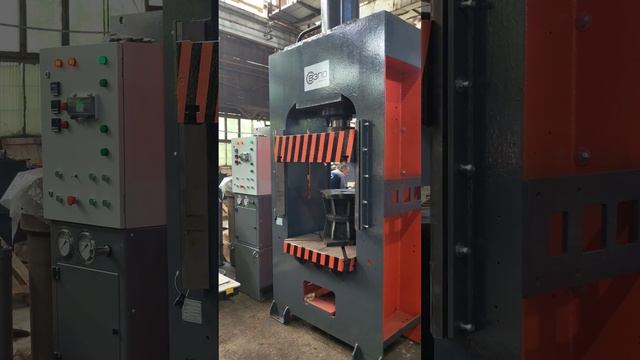 Пресс гидравлический ПД476 после модернизации. Произво смотреть онлайн