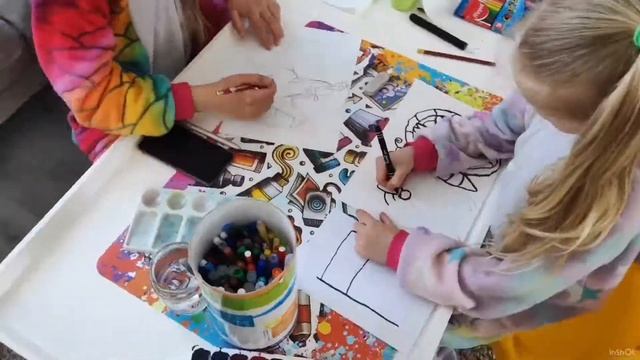 Витражи от Али и Таси и домашний ролик смотреть онлайн