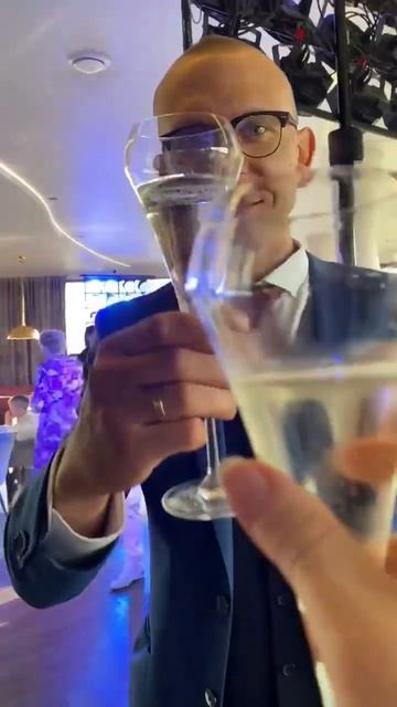 С кем поведёшься #shorts #shortvideo #subscribe #блогер смотреть онлайн