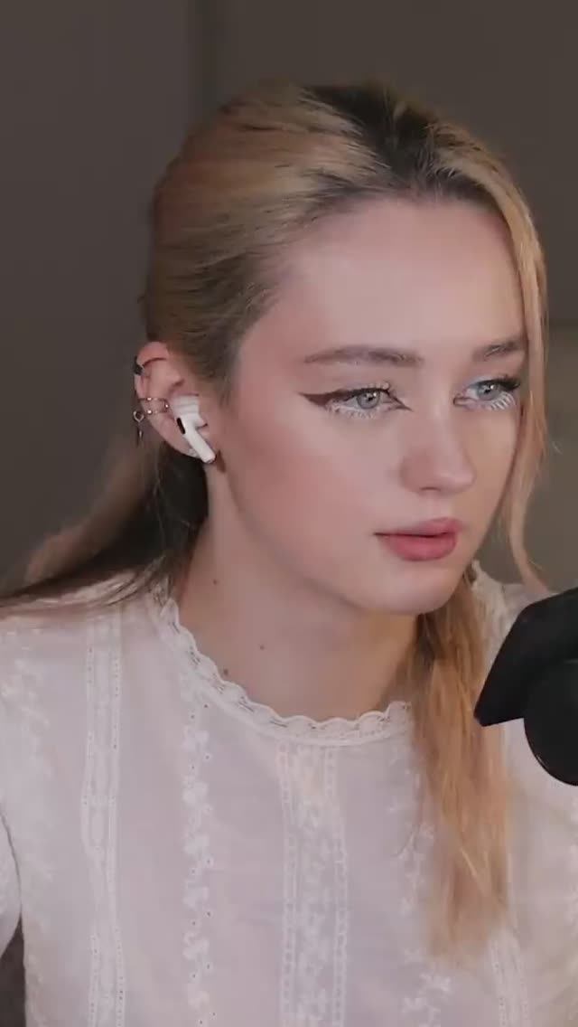 Верующий? #sinicawho #twitch #komaddor #Just_v4sya смотреть онлайн