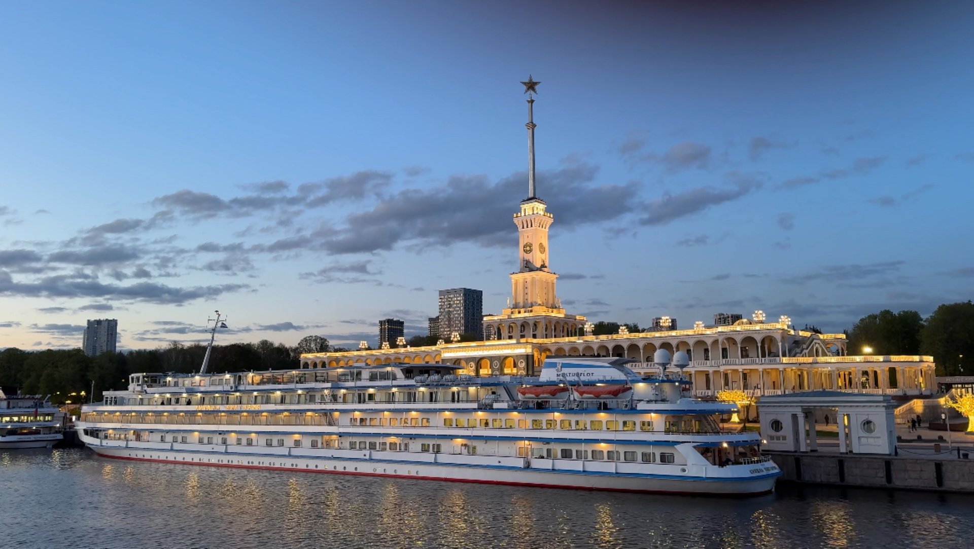 Речной круиз. Москва - Тверь - Углич - Мышкин - Москва. 8 - 11.05.2025 смотреть онлайн