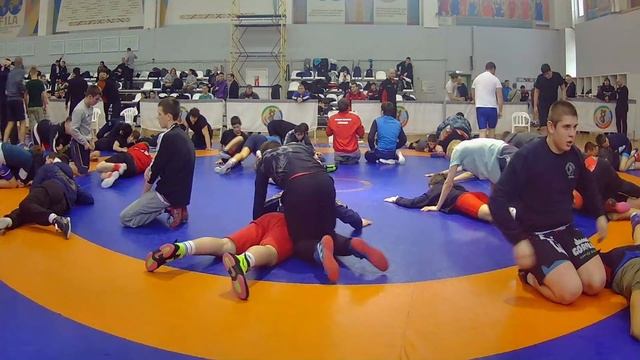 Первенство Москвы по греко-римской борьбе среди юноше смотреть онлайн