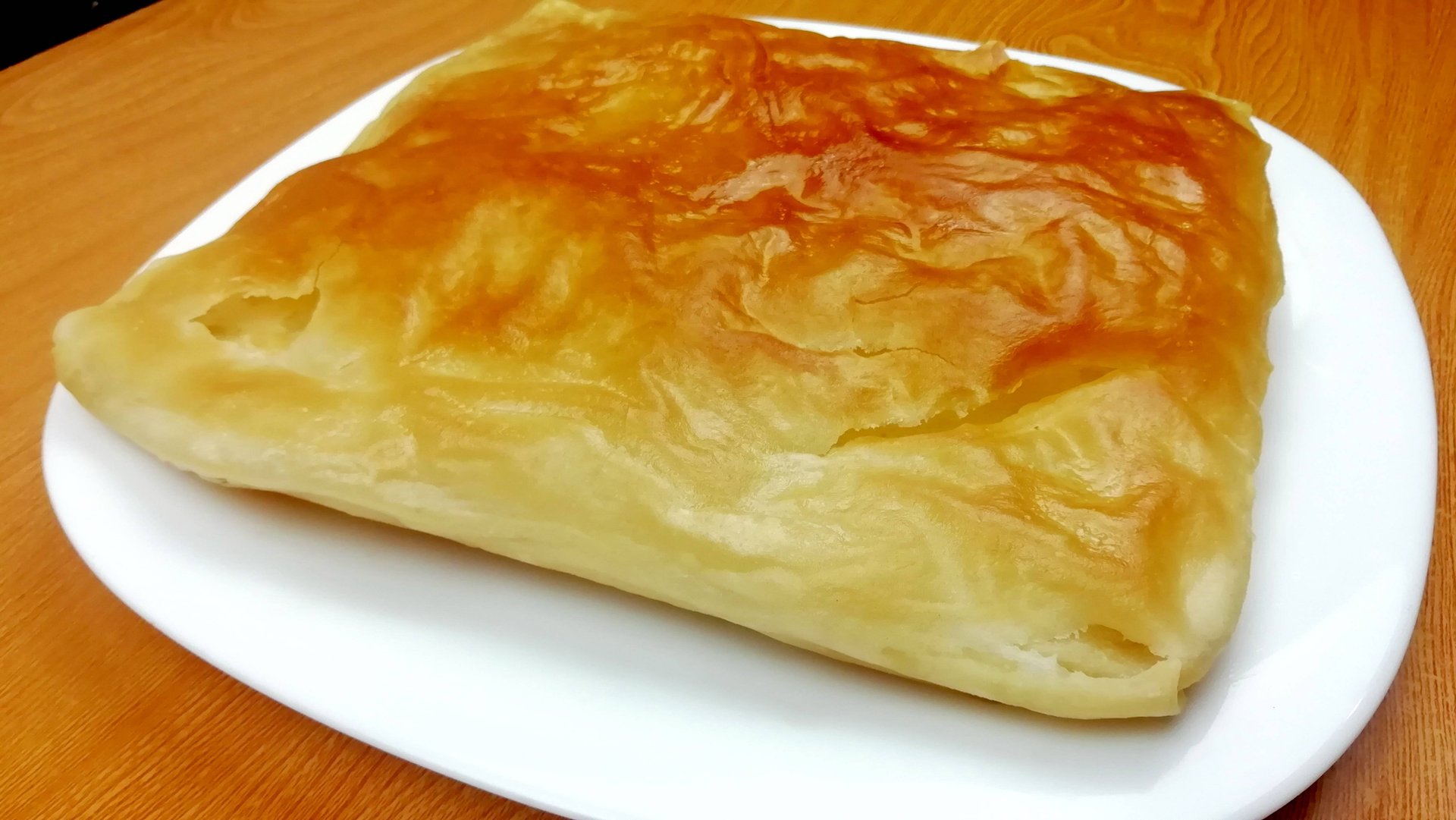 Всего лишь Мука + Кипяток=Оочень Нежные Лепешки Как Пух!!ОБАЛДЕННАЯ слоёная ЛЕПЕШКА К ЧАЮ!Катлама смотреть онлайн