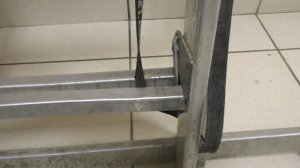 Как открыть раздвинуть лестницу стремянку?