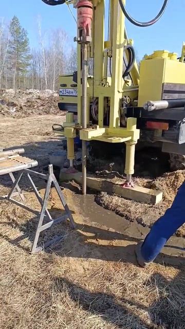 Бурение скважины на воду #бурениескважин #бурениесква