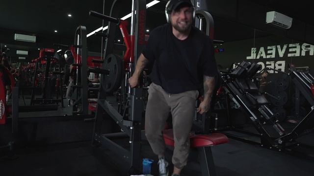 Жизнь на Бали: секреты питания, тренировка ног и путеш?