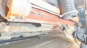 замена усилителя и полу-порога мазда 6.