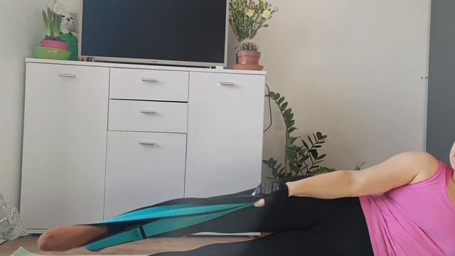 Еспандер. Фітнес-резинка. Що це і як з цим працювати? Ко