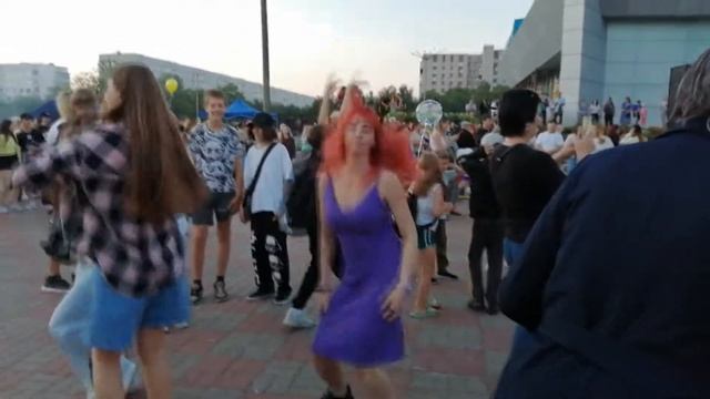 РЫЖИЕ ВСПЫШКИ - ПОКАЖЕМ ПОДМЫШКИ! смотреть онлайн
