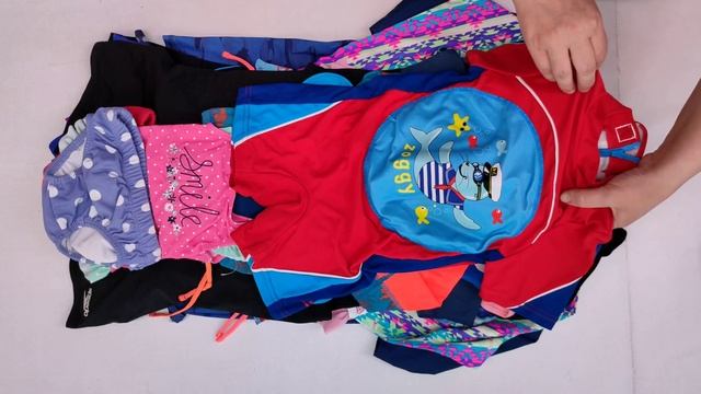 Детские Купальники микс CR.  Лот 15465  5.5кг. 81ед.