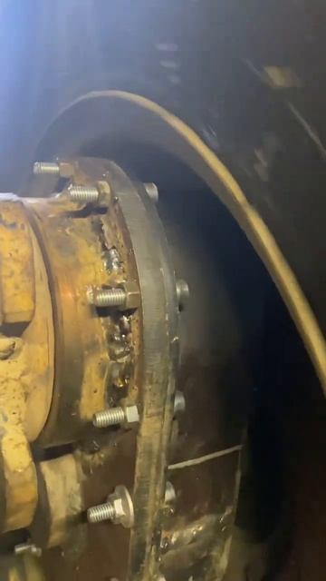 Сварка мутится редуктора уже крутятся 💪 смотреть онлайн