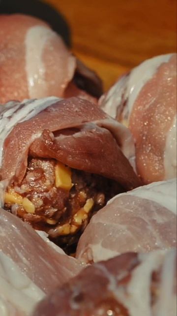 Идеальная Закуска: Фаршированные Грибы в Беконе