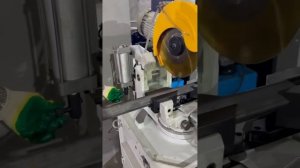 Автоматическая дисковая отрезная пила, станок по мета