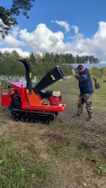 На базе Думпера 600DJ сделали измельчитель. Как вам техн? смотреть онлайн