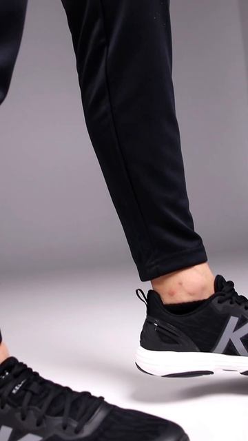 Кроссовки Kelme sports shoes смотреть онлайн