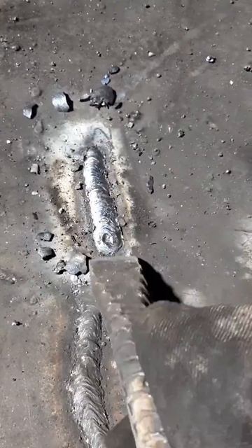 Как правильно делать сварочный шов смотреть онлайн