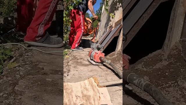 2 тонны бетона 😂 че нам стоит замешать смотреть онлайн