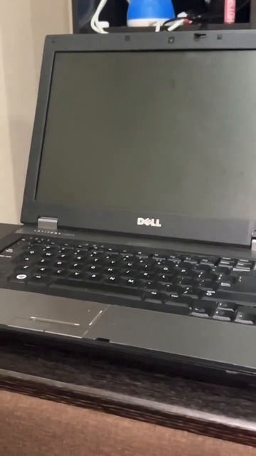 С 19 этажа скидываем? #ноутбук #отвертка смотреть онлайн