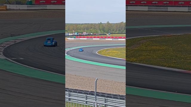 Открытие гоночного сезона на Moscow Raceway смотреть онлайн