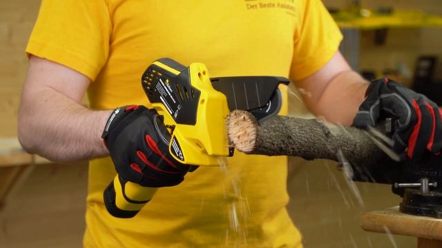 Цепная аккумуляторная пила KOLNER смотреть онлайн