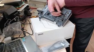 Розпаковка Rigol DHO802