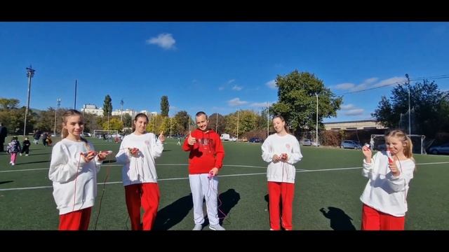 участвуем в рекорд Мира по прыжкам на скакалке