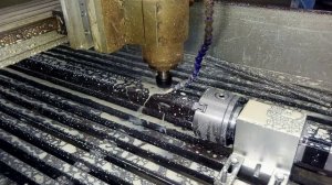 4х осевой фрезерный станок с ЧПУ по металлу