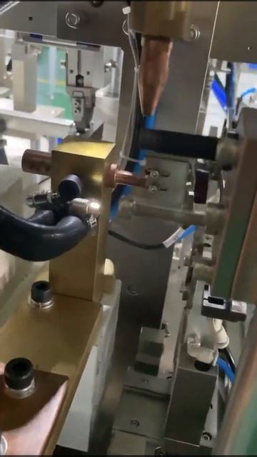 Hose Clamp Machine with Welding Mechanism/Машина зажима шланга с механиз? смотреть онлайн