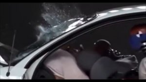 Почему важно пристегиваться в автомобиле (фрагмент)