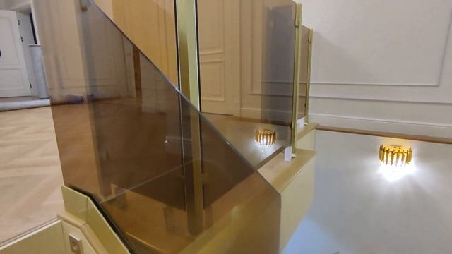Ограждение на высоких стойках и перила на сплошном ст? смотреть онлайн