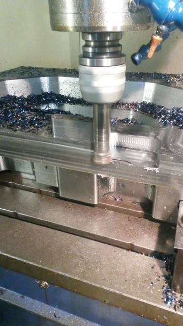 Фрезерование ЧПУ. Станок Fanuc NCV102A смотреть онлайн