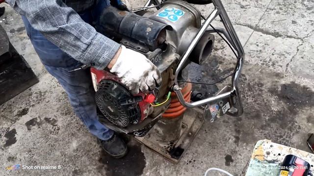 Насос для откачки отработанного масла через щуп или з? смотреть онлайн