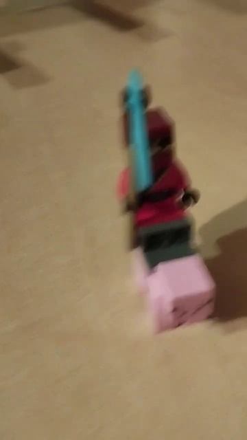 Свинка и Человек из набора а косу сам сделал:) #лего #ма? смотреть онлайн