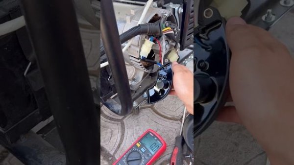 Генератор выдаёт большое напряжение🤔#генератор #рем?