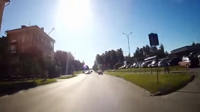 Любители ездить на красный не переводятся   Снежинск 10 июня 2015