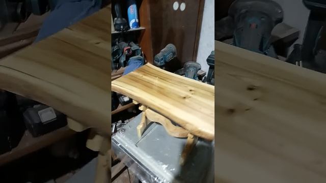 Табуретка своими руками #wood #топ #woodworking #woodwork #работасд смотреть онлайн