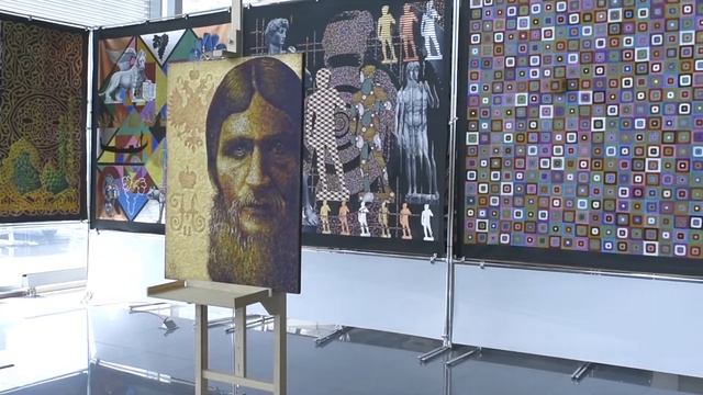 Филумист Игорь Рязанцев создает шедевры из шприца смотреть онлайн