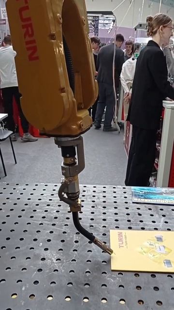 Беларусь#выставка #minsk #машиностроение #металлург #сва? смотреть онлайн