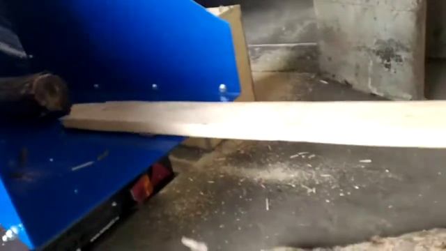 Измельчитель древесины и веток