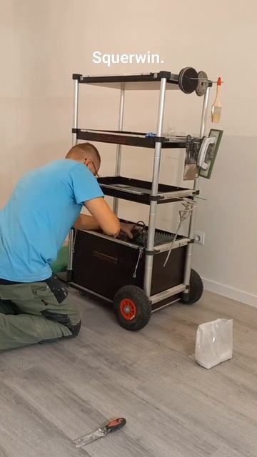 Мобильный складной стеллаж для инструментов squerwin. смотреть онлайн