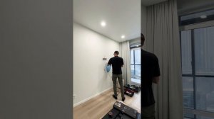 Монтаж телевизора Samsung 50" дюймов на стену. Как повесить