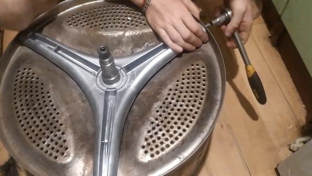 Ремонт стиральной машины LG F1291LD1 стерся бак замена кре? смотреть онлайн