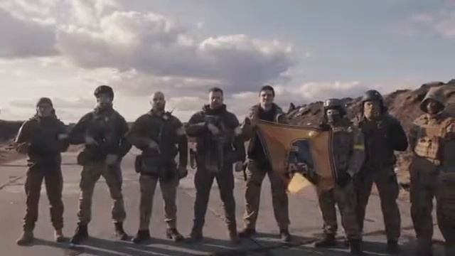 Вони казали, що виб'ють "Азов" із Маріуполя за дві годин смотреть онлайн