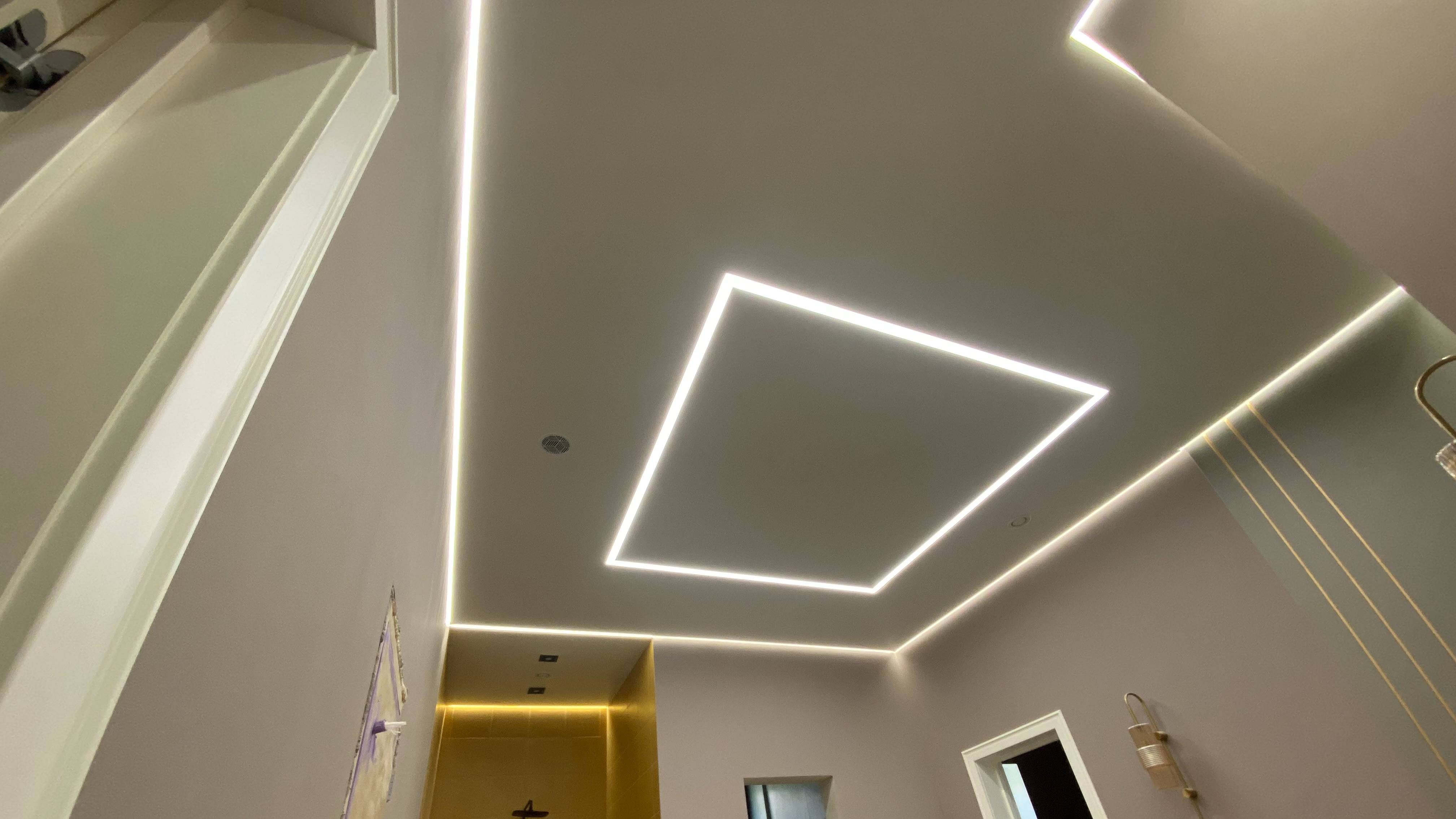 Натяжные потолки в частном доме по дизайн проекту. смотреть онлайн