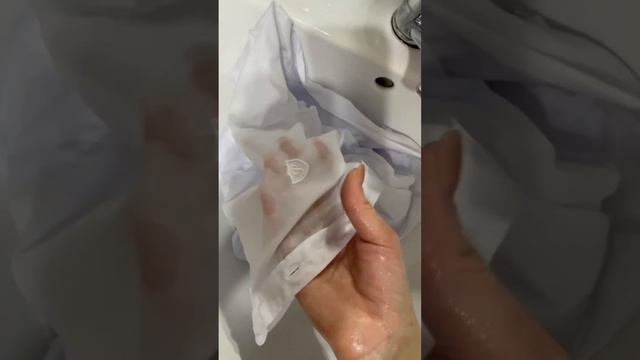 Как удалить пятна, чернила 🖊️ с белых вещей быстро. #п