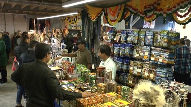Дели базар: "Флакон", Москве смотреть онлайн