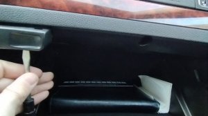 Skoda Superb mk2 снятие кнопки перчаточного ящика