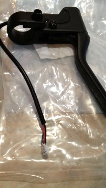 ahoot.ru #ЭЛЕКТРОСАМОКАТ НОВЫЙ КУРОК ГАЗА ТОРМОЗА КАК ПРО? смотреть онлайн