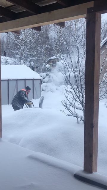 Бензиновый снегоуборщик Huter 4100 #снегоуборщик #huter #дача смотреть онлайн