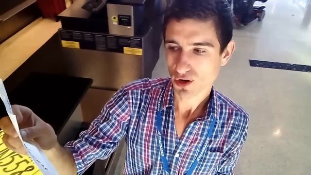 Бортпроводник Трансаэро ОБЪЯВИЛ голодовку у стойки р? смотреть онлайн